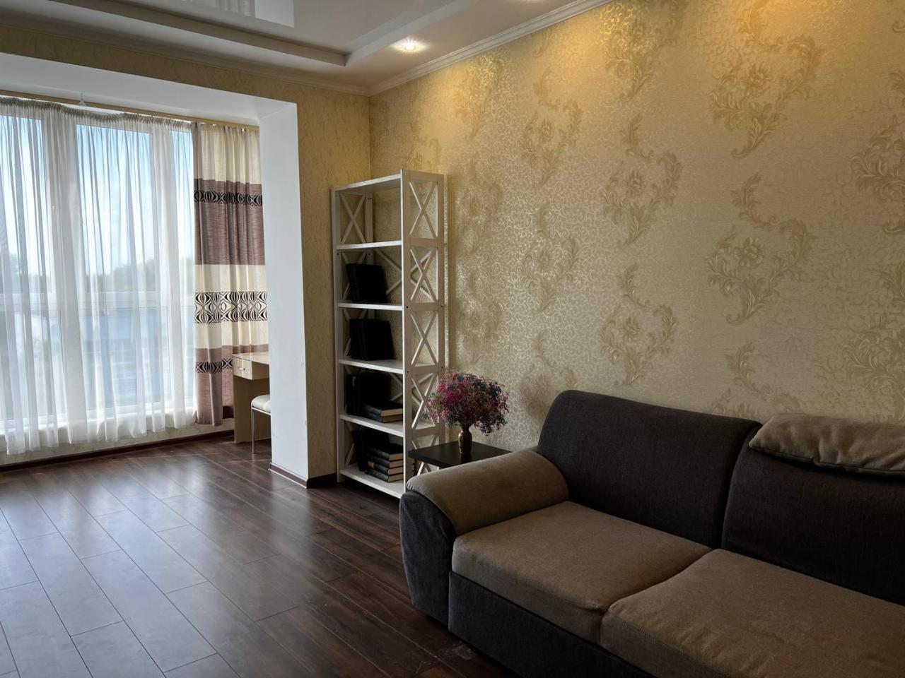 Chernigov City Apartments Na Peremohy エクステリア 写真