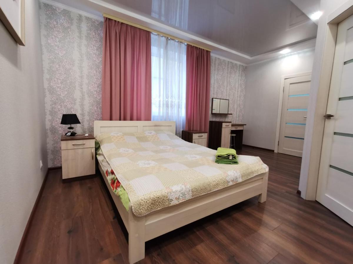 Chernigov City Apartments Na Peremohy エクステリア 写真